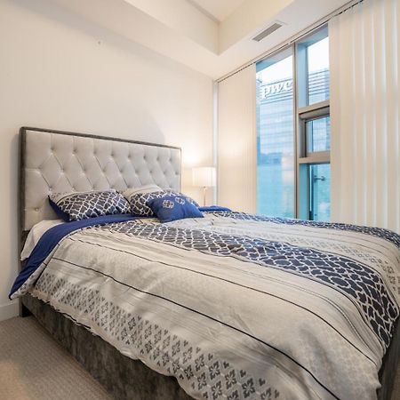 Aaira Suites โตรอนโต ภายนอก รูปภาพ