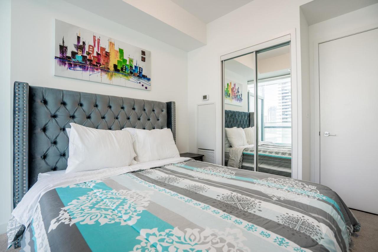 Aaira Suites โตรอนโต ภายนอก รูปภาพ
