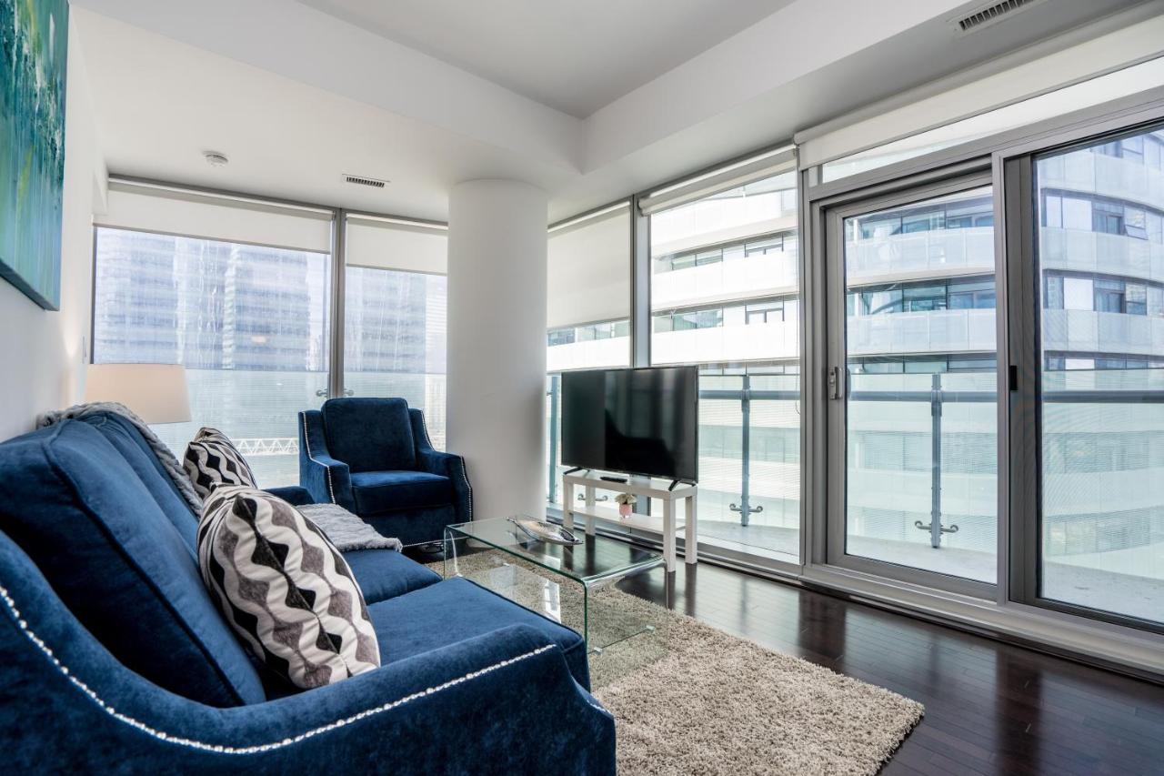 Aaira Suites โตรอนโต ภายนอก รูปภาพ