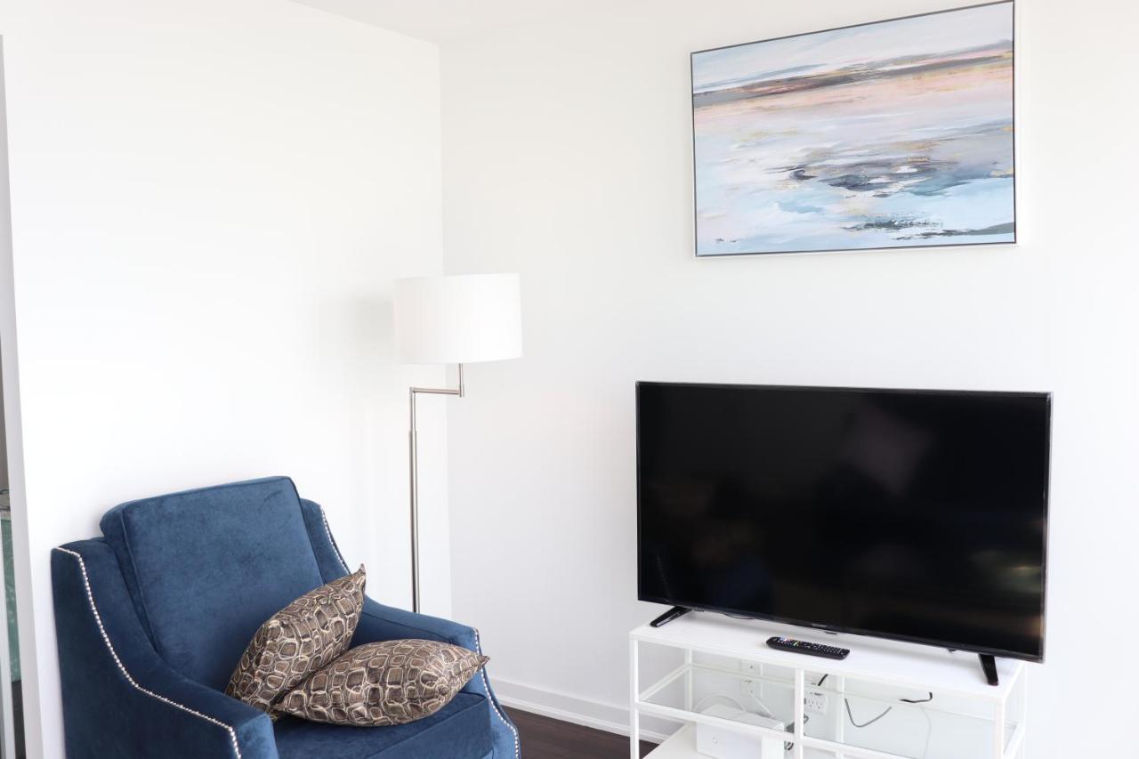 Aaira Suites โตรอนโต ภายนอก รูปภาพ