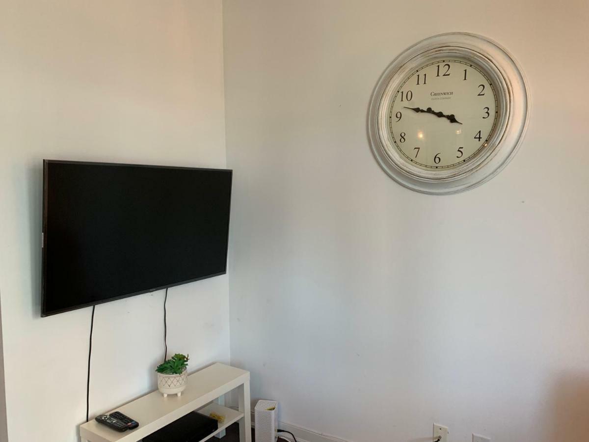 Aaira Suites โตรอนโต ภายนอก รูปภาพ
