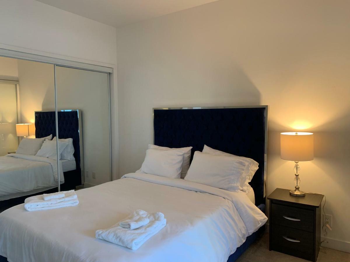Aaira Suites โตรอนโต ภายนอก รูปภาพ