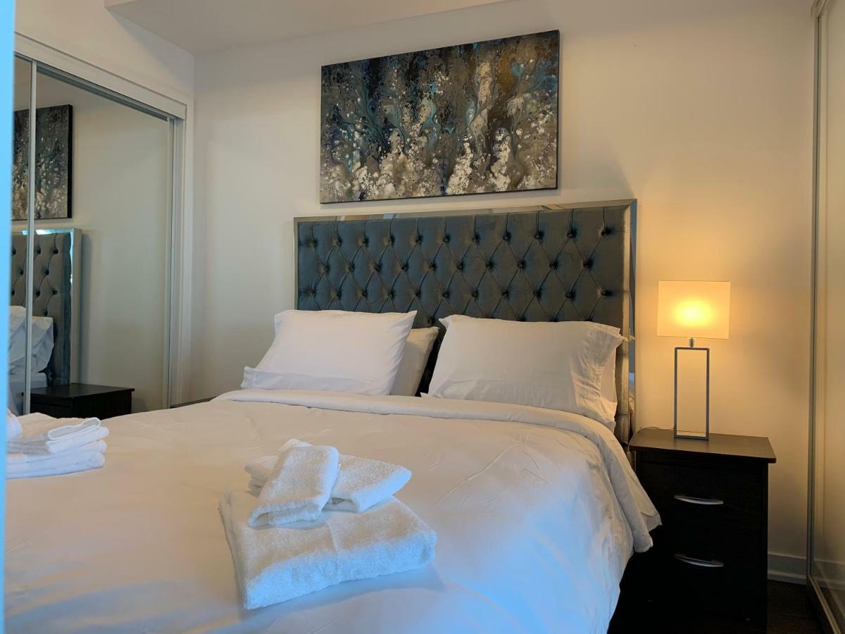 Aaira Suites โตรอนโต ภายนอก รูปภาพ
