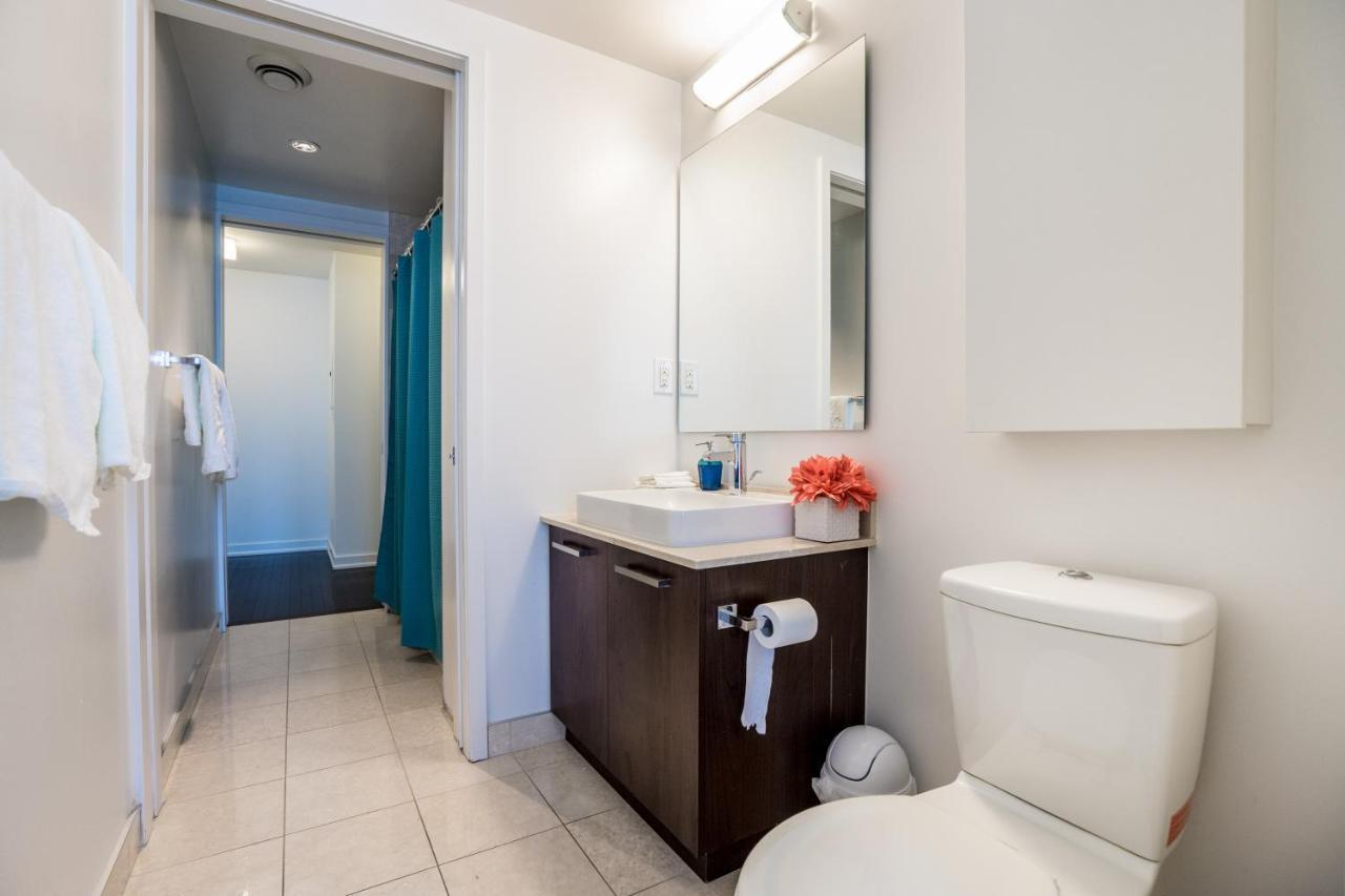 Aaira Suites โตรอนโต ภายนอก รูปภาพ